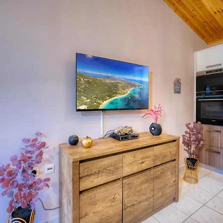 Artemis Prasoudi Holiday home