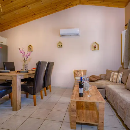 Vakantiehuis Artemis Prasoudi Chalikounas